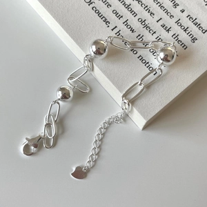 Elegant 925 sterling silver beaded bracelet with alternating round beads and oval links