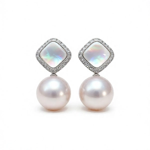 Square flower pearl drop earrings with mother of pearl and shimmering zircons in silver