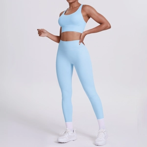 Détails du legging de yoga bleu ciel à taille haute avec gainage et contrôle du ventre