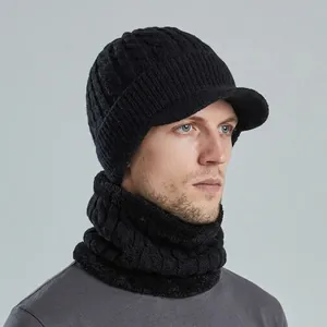 Ensemble bonnet et écharpe en tricot pour homme avec doublure polaire en noir classique