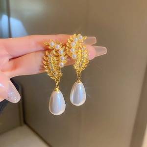 French Retro Wheat Ear Alloy Rhinestone Dangle Earrings With Silver Earring Post And Waterdrop Imitation Artificial Pearl For Women