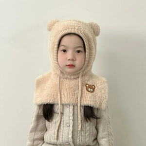 Plush bear ear hood scarf for kids in beige with faux fur and knitted ribbon ties