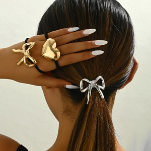 Minimalist Alloy Bowknot Heart Metal Charm Elastic Hair Ties Ponytail Holder Elegant Hair Accessory For Women