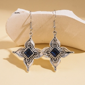 Orecchini a fiore in argento vintage con cristallo blu e stile bohémien