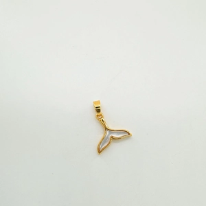Detail of 18K gold-plated whale tail pendant with inlaid shell for DIY jewelry