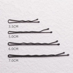 Black wavy bobby pins in four sizes including 3.5cm, 5.0cm, 6.0cm, and 7.0cm metal hair clips