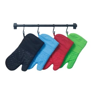 Thick non-slip silicone oven mitts in four colors for high temperature baking heat protection
