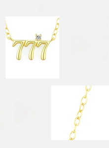Détail du collier en argent S925 avec pendentif 777 et incrustation zircon 5A
