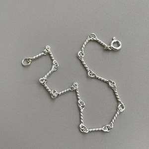 Minimalist S925 sterling silver twist rope chain bracelet with metallic high-light finish