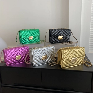 Women Patent Leather Metallic Gloss Quilted Shoulder Bag PU Chain Strap Small Square Crossbody Bag With Lock Closure