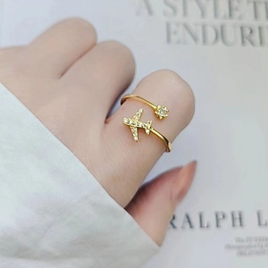 Minimalist S925 sterling silver gold airplane ring with sparkling micro-pave diamonds