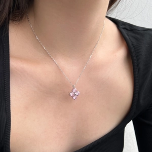 S925 sterling silver necklace for women with pink zircon clover pendant and fine silver chain