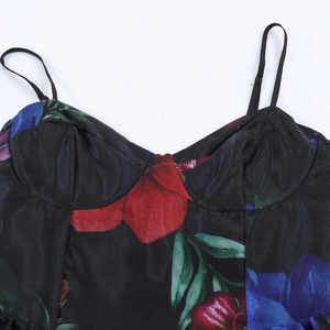 Robe longue en organza à fleurs pour femmes avec bonnets structurés et bretelles
