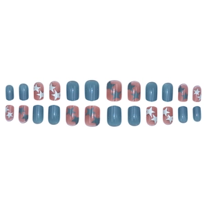 Short round press-on nails in pink and blue with star patterns, 24-piece full set