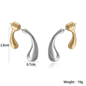 Minimalistische silberne und goldene Tropfenohrringe aus poliertem Edelstahl mit Maßen