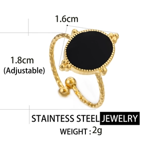 Verstellbarer 18k vergoldeter Edelstahlring mit schwarzem Emaille-Oval und Hammerschlag