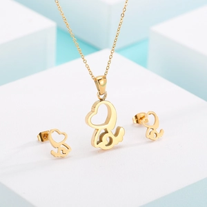 Parure de bijoux minimaliste en acier inoxydable doré avec cœur et ailes gravés