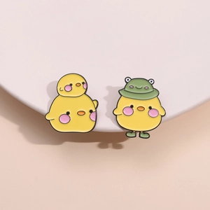 Cute Cartoon Yellow Chick Duckling Enamel Pin Brooch Zinc Alloy Animal Frog Hat Badge Lapel Decor Jewelry Accessory