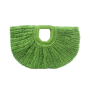 Sac cabas en paille tissé à la main vert vif avec forme d'éventail et poignées découpées