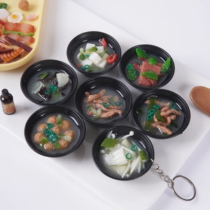Porte-clés miniatures de soupe miso japonaise avec ingrédients réalistes en résine