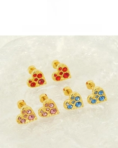 Detail of heart stud earrings with 18K gold plating and colorful zirconia stones