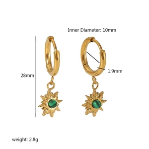 Boucles d'oreilles vintage en or 18 carats avec pendentif soleil en malachite