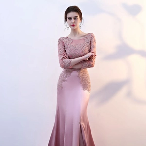Elegant lace top evening dress with mermaid satin skirt and slim fit in dusty pink