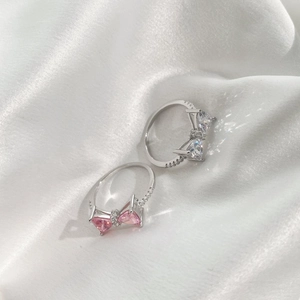 Elegant S925 sterling silver bow ring with pink and white cubic zirconia stones
