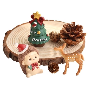 Christmas resin miniature set with hedgehog, reindeer and merry tree on wood base