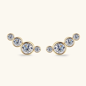 Elegant gold curved pea earrings with four gradient moissanite stones for women