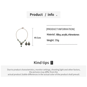 Detailed product size chart and material specs for vintage rhinestone jewelry set