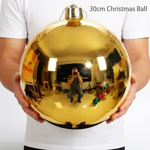 Große 30cm goldene Weihnachtskugel mit Spiegeleffekt als Weihnachtsbaumschmuck