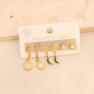 Lot de trois paires de boucles d'oreilles en acier inoxydable doré avec lunes