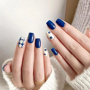 Press On Nails Blue Plaid Floral Square Round Glossy Fake Nails DIY Manicure For Women