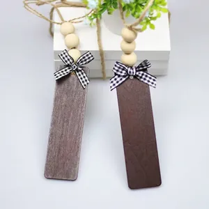 Ornements de Noël en bois minimalistes avec nœuds à carreaux et cordes de chanvre rustiques