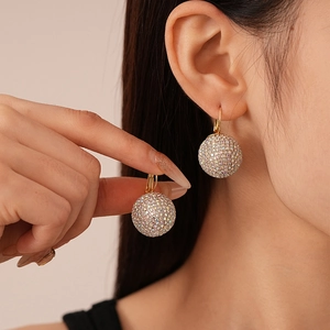 Boucles D'oreilles Créoles Boule Géométrique Colorées Alliage Strass AB Scintillant Luxe Élégant Bijoux Mode Pour Femmes