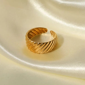 Minimalist 18k gold plated stainless steel twisted open ring with a vintage aesthetic