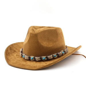 Chapeau de cowboy bohème en daim marron avec ruban ethnique orné de perles turquoise