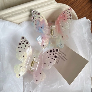 Elegant gradient butterfly hair claw clips with rhinestones in ins style packaging