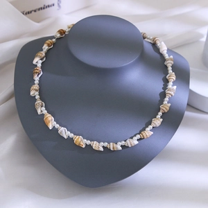 Natural Conch Shell Beaded Necklace Handmade Faux Artificial Pearl Choker Bohemian Summer Beach Vacation Jewelry Women