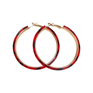 Fashionable leopard print large hoop earrings with red-black pattern and gold metal finish