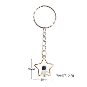 Creative astronaut and gold star keychain pendant for bags, size 20mmx20mm, weight 5.7g