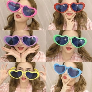 Heart Shaped Oversized Party Sunglasses Novelty Colorful ABS Plastic Eyewear Birthday Selfie Photo Props