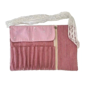 Portapennelli trucco rosa con paillettes a stella, strisce e pizzo bianco fine