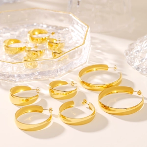 French vintage style 18K gold plated stainless steel U-shaped geometric hoop earrings
