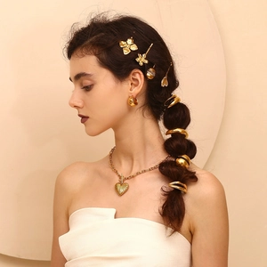 Golden vintage butterfly and flower hair clip set with 18K gold plated stainless steel