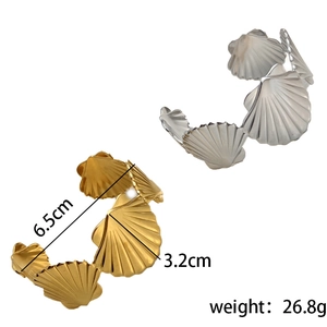 Vintage 18k gold and silver plated stainless steel scallop shell open cuff bracelet