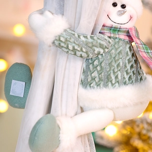 Christmas snowman curtain buckle tieback in green knit sweater for festive home decor
