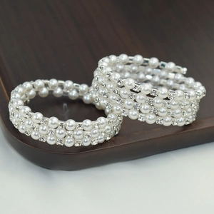 Elegant 6mm multi-layer pearl and rhinestone open bangle bracelet for women