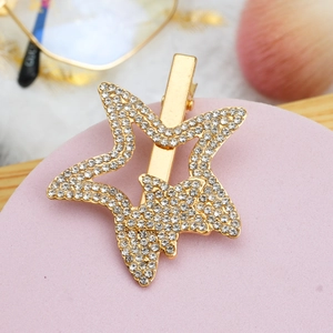Barrette étoile en alliage doré avec cristaux et perles dans un style vintage français